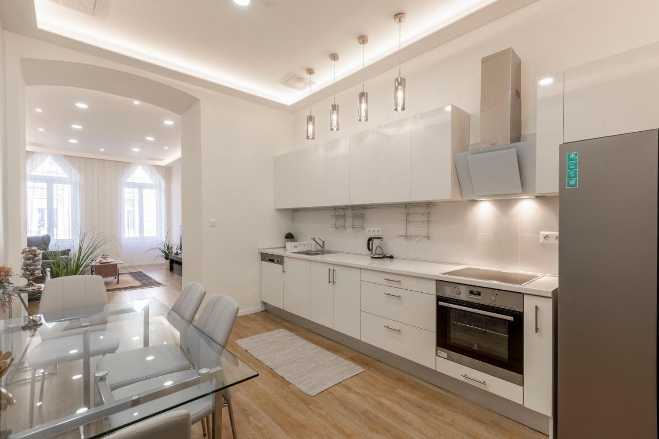 Exclusive Csengery Residence In The Heart Of Budapesta Exterior foto
