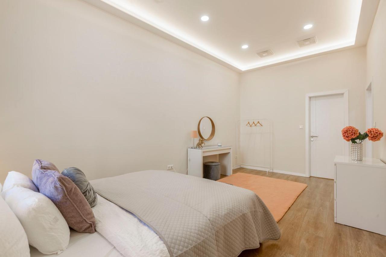 Exclusive Csengery Residence In The Heart Of Budapesta Exterior foto